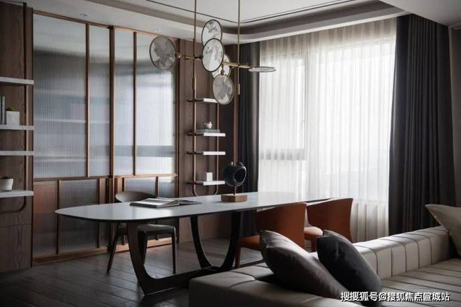 橋C位前灣壹號售樓處發布：一席盡奢藏”AG真人國際網站?前灣壹號售樓處 虹(圖1)