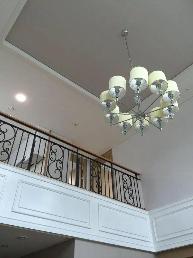 平頂樓！原房東：早知不賣(mài)后悔哭！AG真人娛樂(lè)8000元逆襲200(圖5)