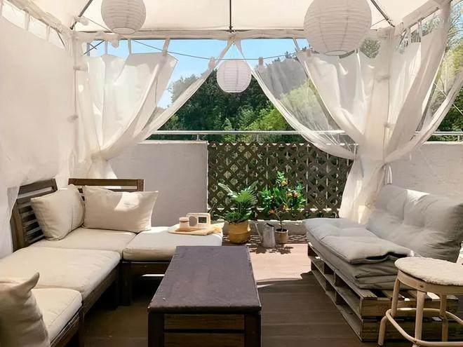 平頂樓！原房東：早知不賣(mài)后悔哭！AG真人娛樂(lè)8000元逆襲200(圖2)